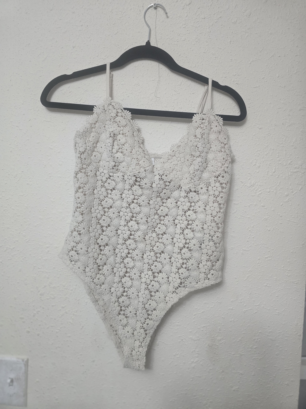 H&M Crochet Lace Bodysuit - Cream